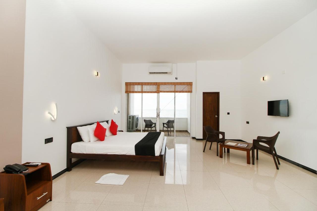 Grace Beach Resort By Travel Corners Негомбо Екстериор снимка
